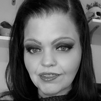 Avatar of Lori Reynolds