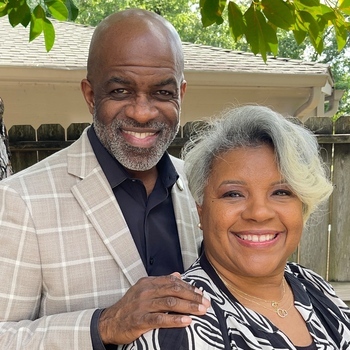 Avatar of Jason and Ros Hamilton
