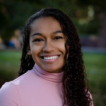 Avatar of Vivian Jeffries