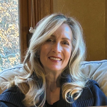 Avatar of Lisa Duval