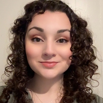 Avatar of Yasmeen Duarte