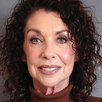 Avatar of deborah saland