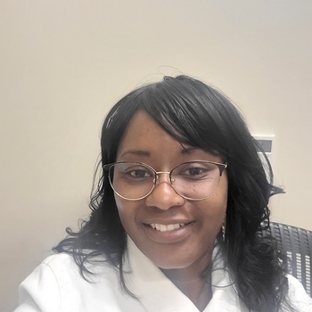 Avatar of Tracey Hinds