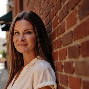 Avatar of Lindsay Porten