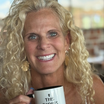 Avatar of Elizabeth Leibel