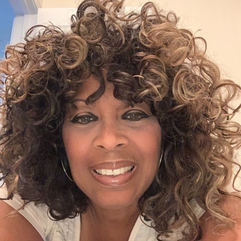 Avatar of Kelly Walker