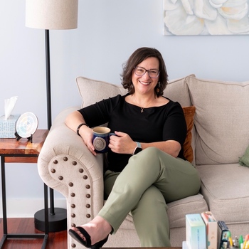 Avatar of Kristin Lewis