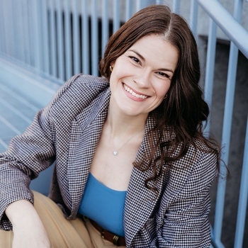 Avatar of Dr. Andrea Weisberger