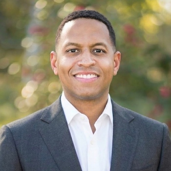 Avatar of Dr. Aaron Smith