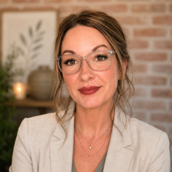 Avatar of Lindsey Carter