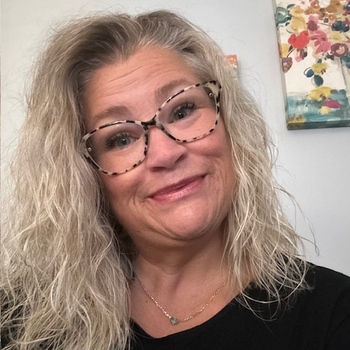 Avatar of Nikki Fryer