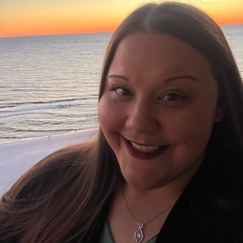 Avatar of Ashley Heinz