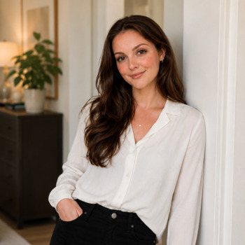 Avatar of Courtney Powers