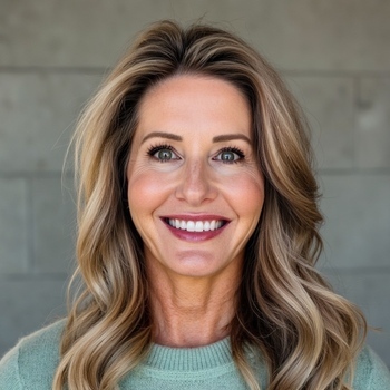 Avatar of Joanne Garrett