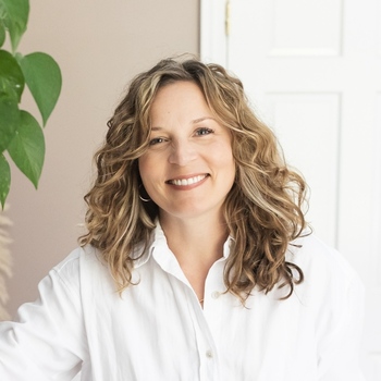 Avatar of Dr. Angele Close