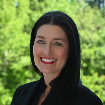 Avatar of Erin Elizabeth Konves
