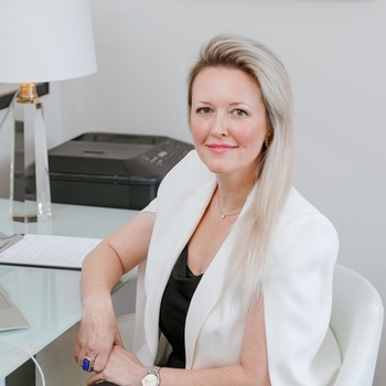 Avatar of Dr. Sarah Stuchell, PhD, LMFT
