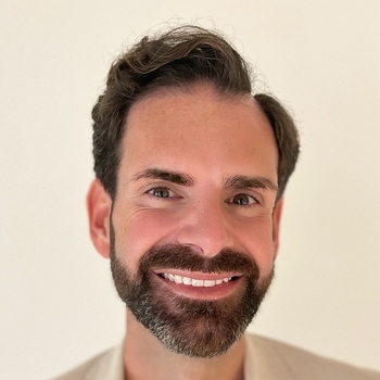 Avatar of Dr. Lucas Hall