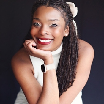 Avatar of Raquel Sadler