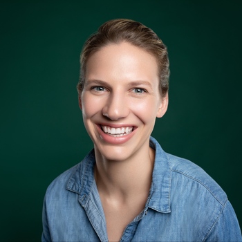 Avatar of Lindsay Howard