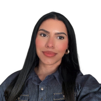 Avatar of Roxana Bernier