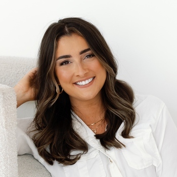 Avatar of Analisa Hagstrom
