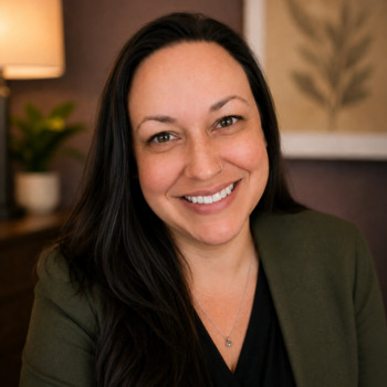 Avatar of Siobhan Ayala