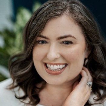 Avatar of Melissa Velliquette