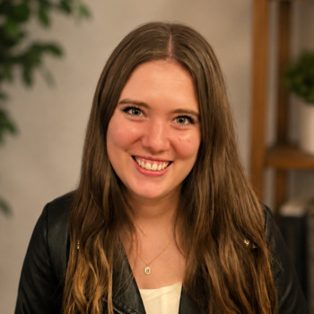 Avatar of Fay Gardner