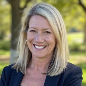 Avatar of Meredith Lee Burnett