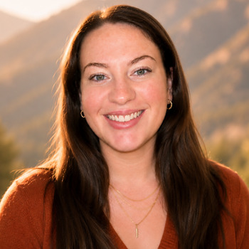Avatar of Bri Arnold
