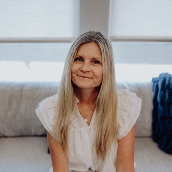 Avatar of Debra Aase-Farnum