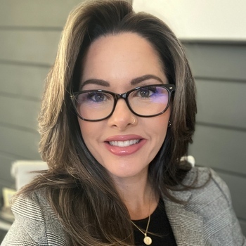 Avatar of Sarah Knee