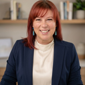 Avatar of April Buchanan