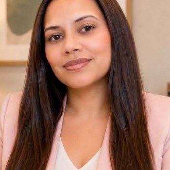 Avatar of Raissa Rivera