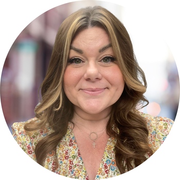 Avatar of Jennifer Warren