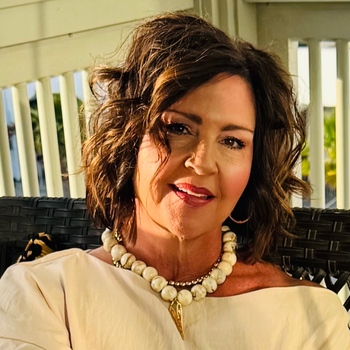 Avatar of Amy Nicole McKenzie