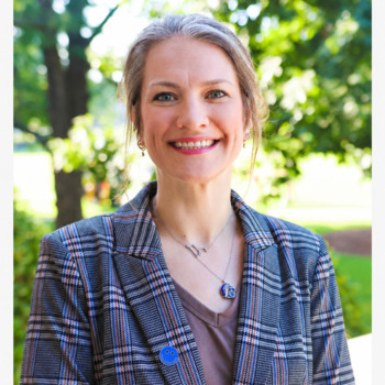 Avatar of Lindsay Lang-Gluscic