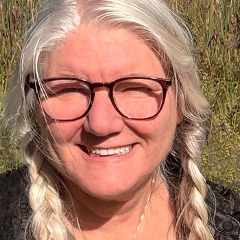 Avatar of Beth Kendrick