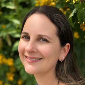 Avatar of Nikki Panos-Lavi