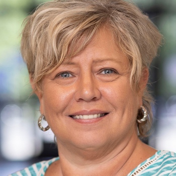 Avatar of Deborah D Vines