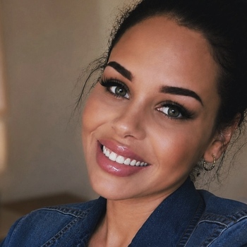 Avatar of Ashley Mitchell