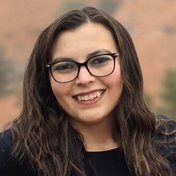 Avatar of Bri Sintas