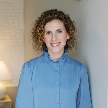Avatar of Amy Zoller Lee