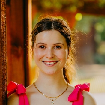 Avatar of Lucie Hendrickson