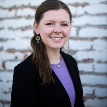 Avatar of Clare Falkowsk