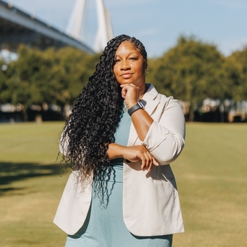 Avatar of Shandra Drayton