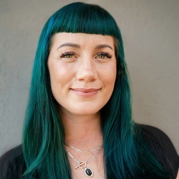 Avatar of Nova Zych