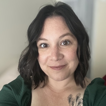Avatar of Lindsay Jones