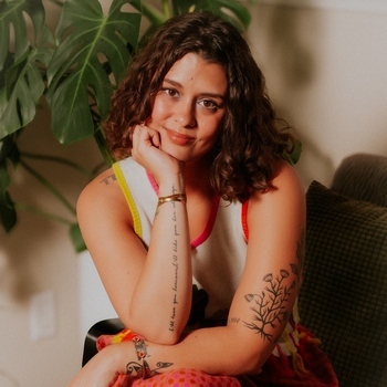 Avatar of Tara Darnton